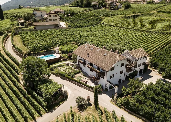 Weingut Weidlhof - Suite & Breakfast - Vacation For Wine Lovers